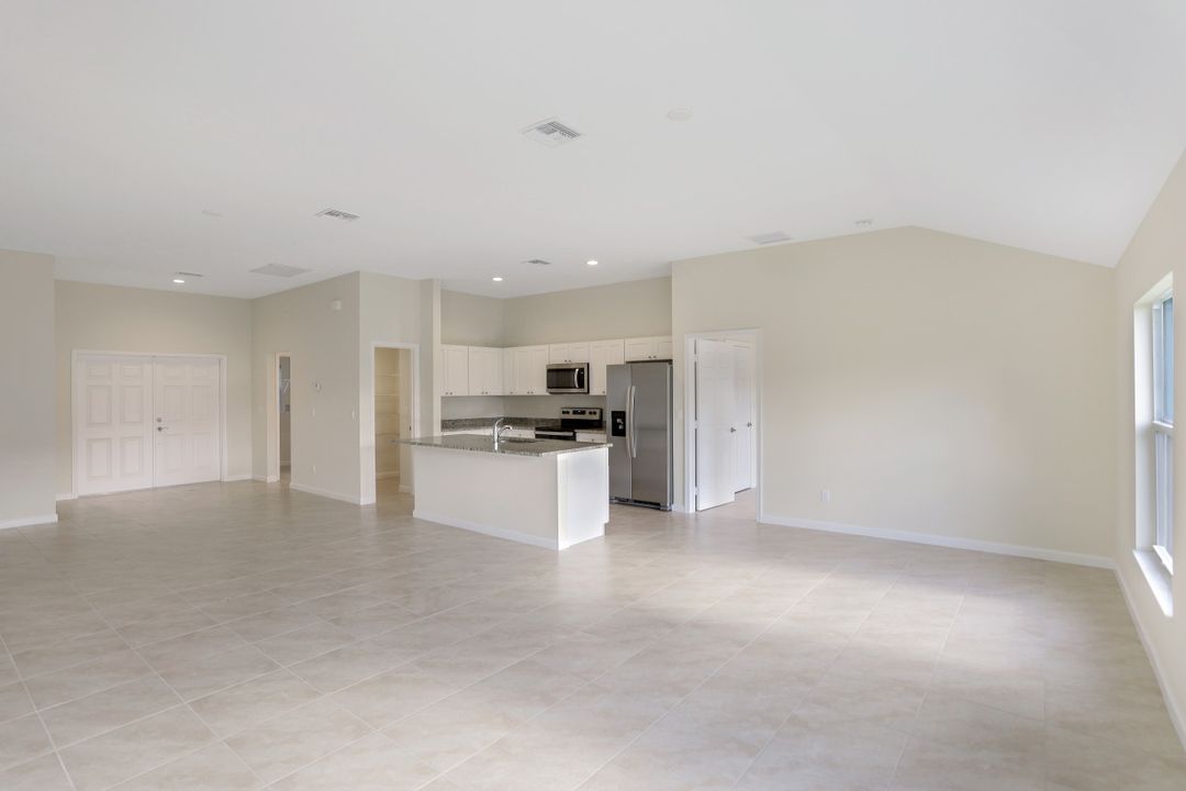 1651 SW Rutland St, Port St. Lucie, FL 34987