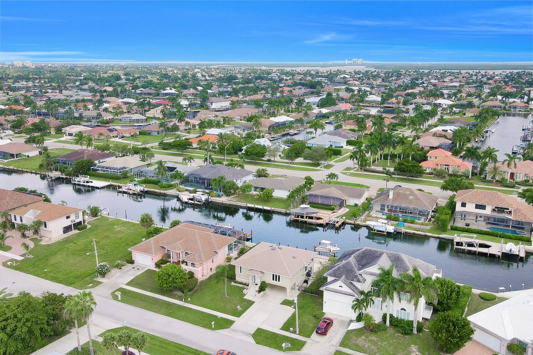 1642 Rainbow Ct, Marco Island, FL 34145