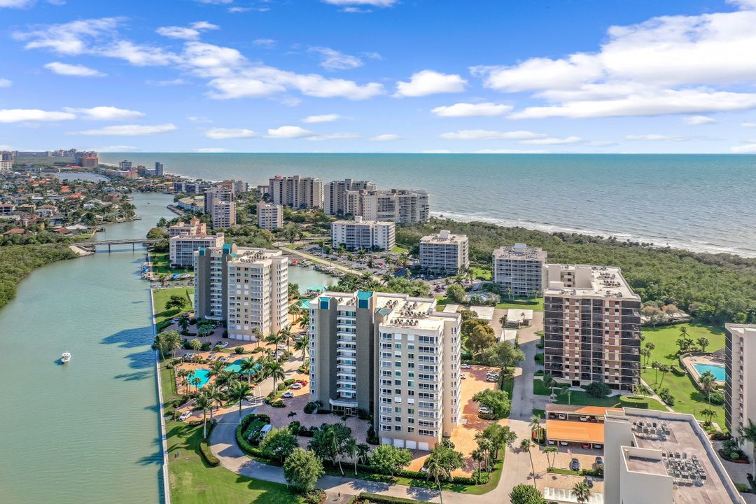 21 Bluebill Ave #404, Naples, FL 34108