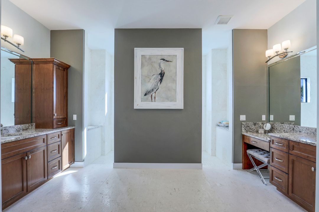 5828 SW 1st Ave, Cape Coral, FL 33914