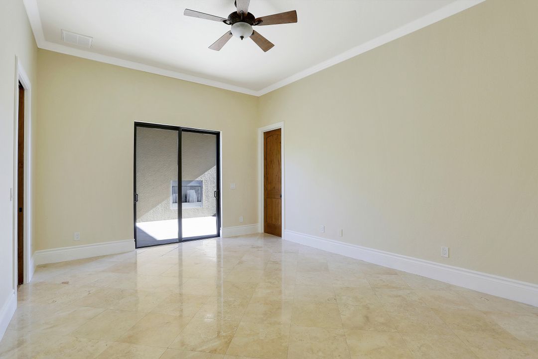 15991 Old Wedgewood Ct, Fort Myers, FL 33908