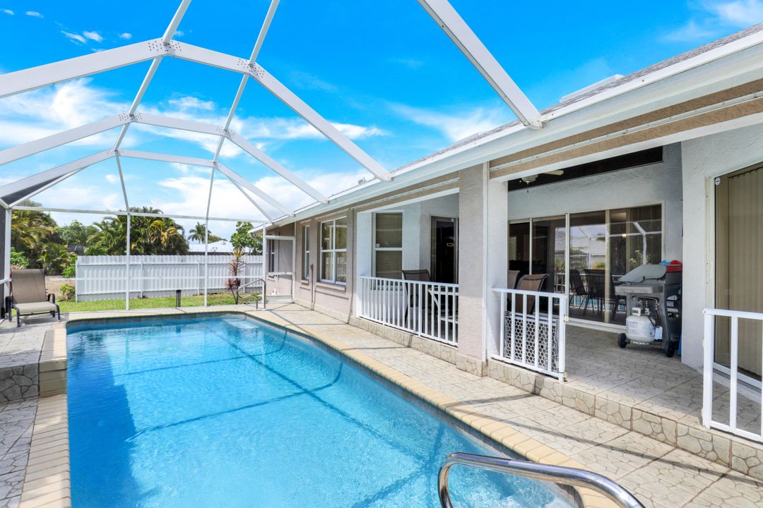 3332 SE 22nd Pl, Cape Coral, FL 33904