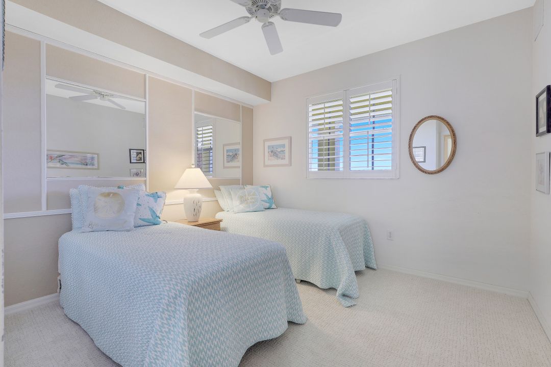 6828 Sterling Greens Dr #4402, Naples, FL 34104