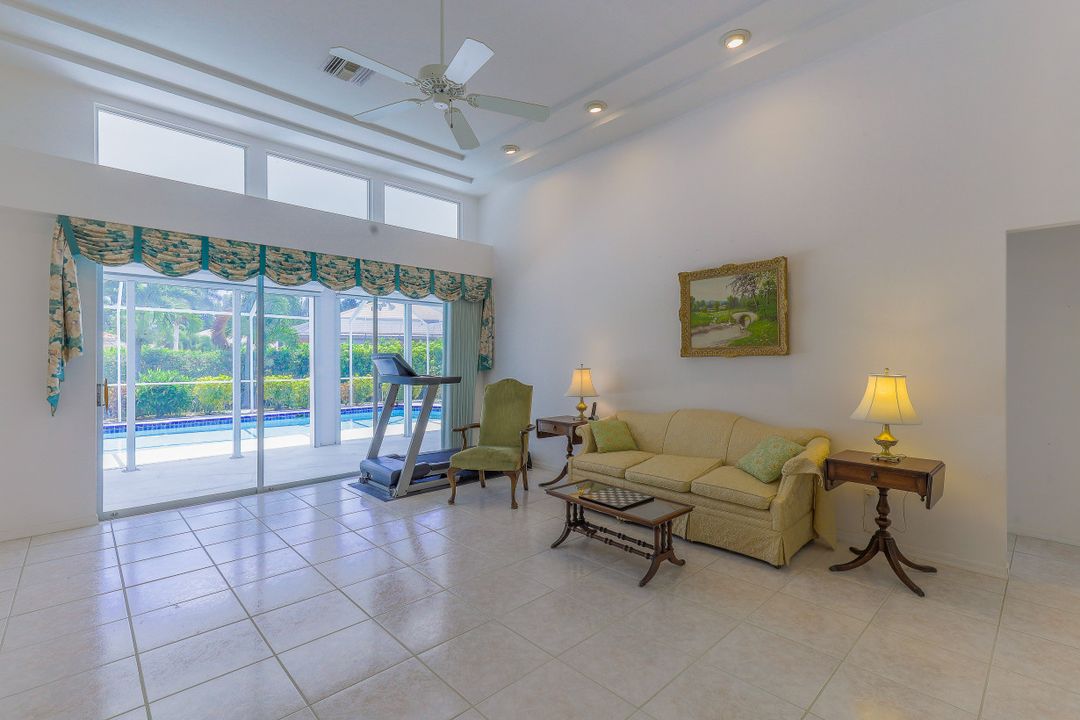 28070 Winthrop Cir, Bonita Springs, FL 34134