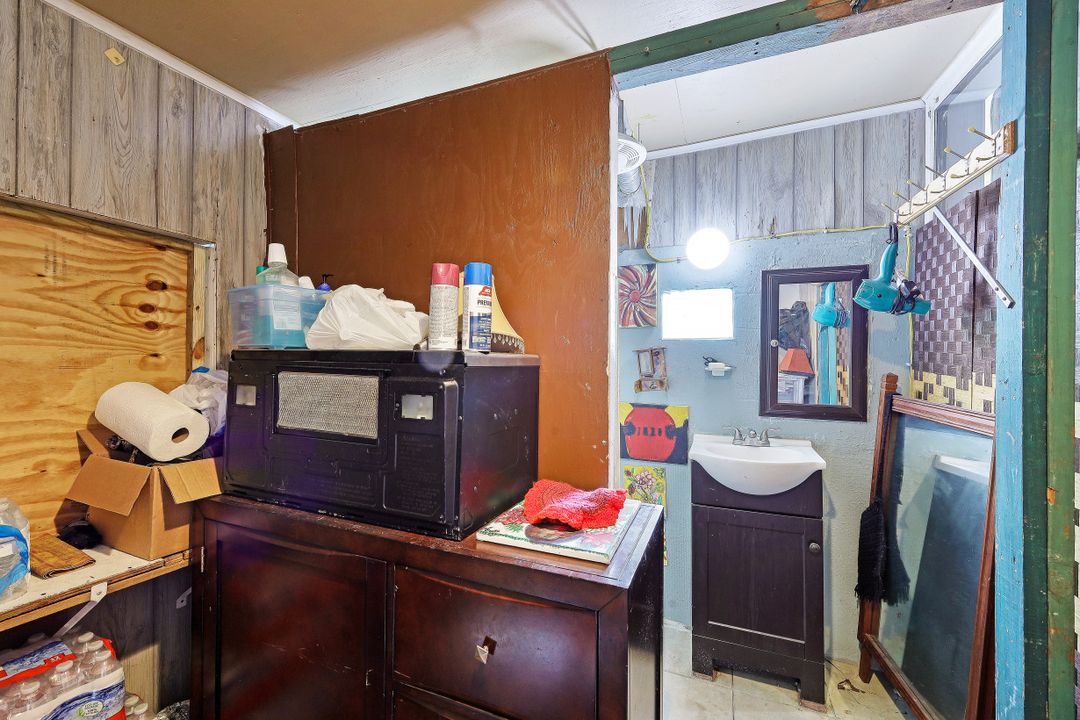 27556 Nevada St, Bonita Springs, FL 34135