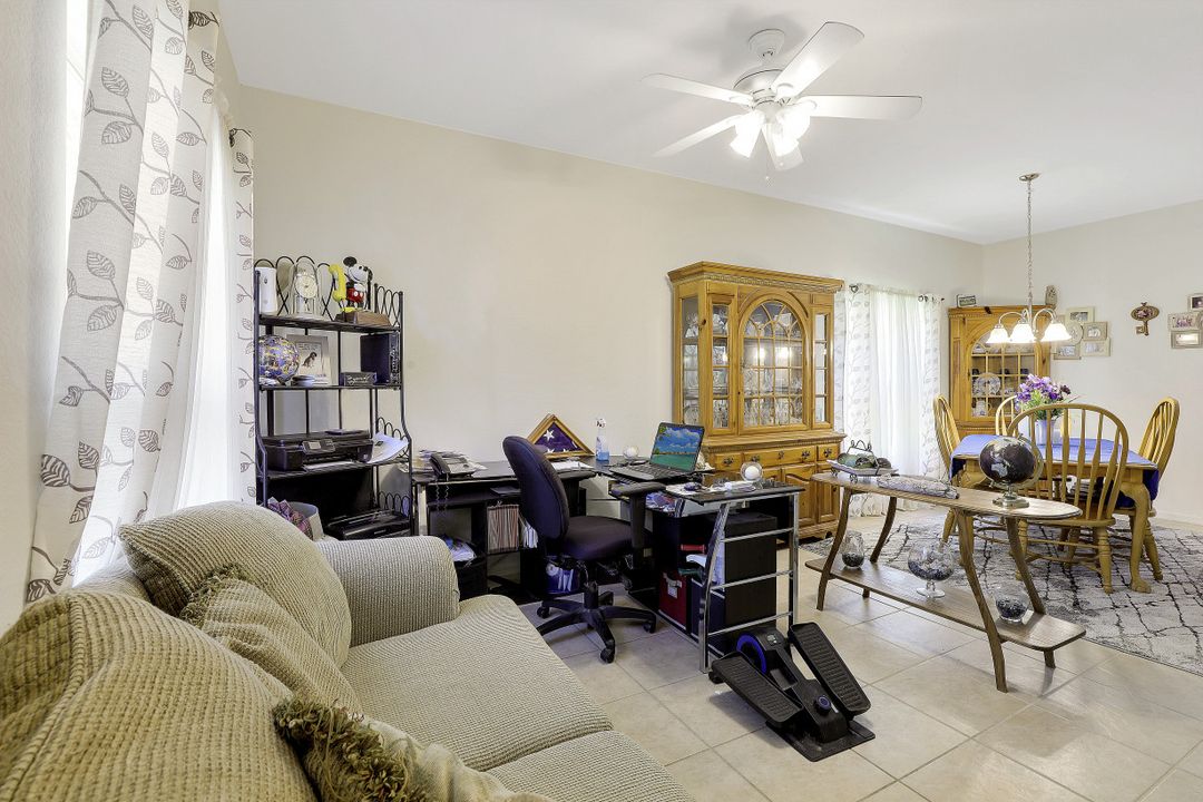 8752 Fawn Ridge Dr, Fort Myers, FL 33912