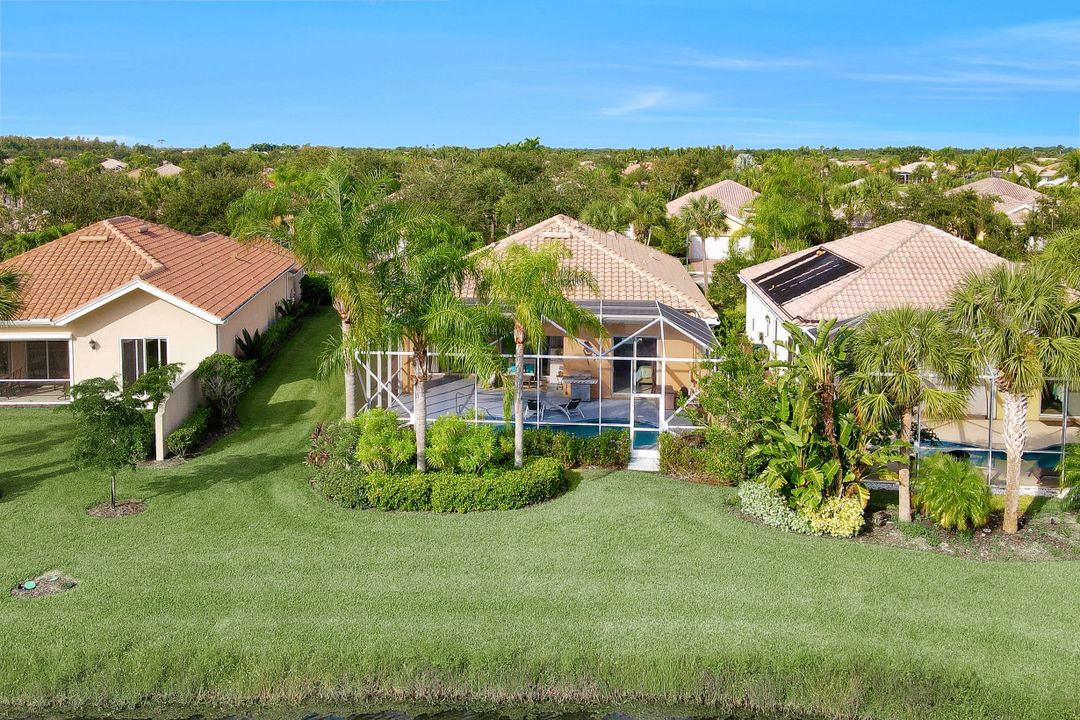 28627 Wahoo Dr, Bonita Springs, FL 34135