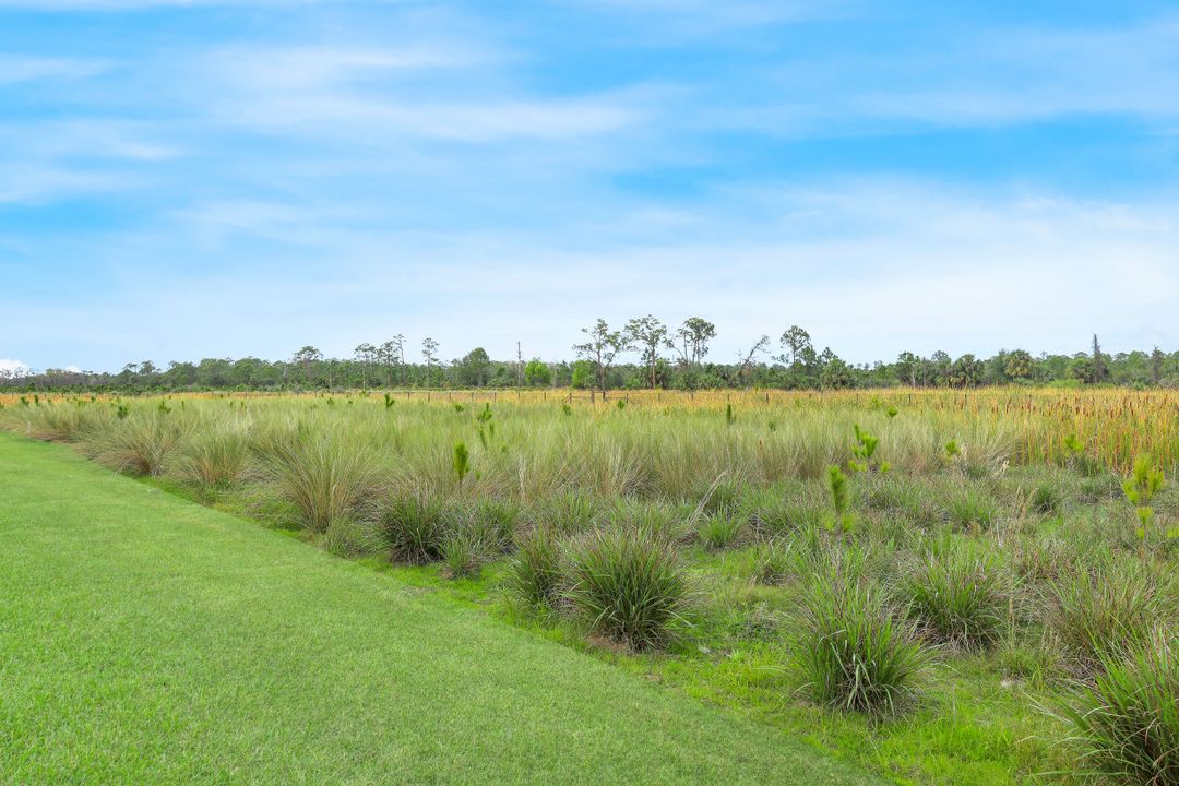 17624 Kinzie Ln, Estero, FL 33928