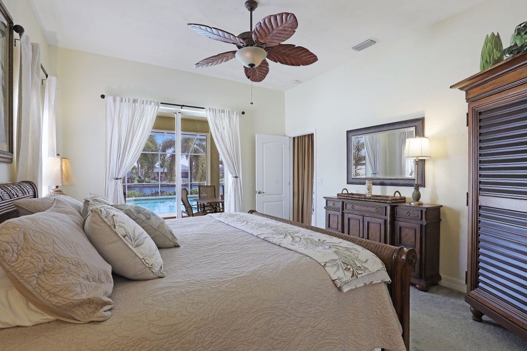 5209 SW 25th Pl, Cape Coral, FL 33914