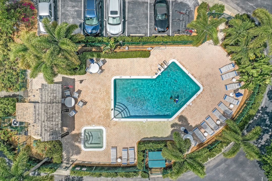 1514 Oyster Catcher Point #A, Naples, FL 34105
