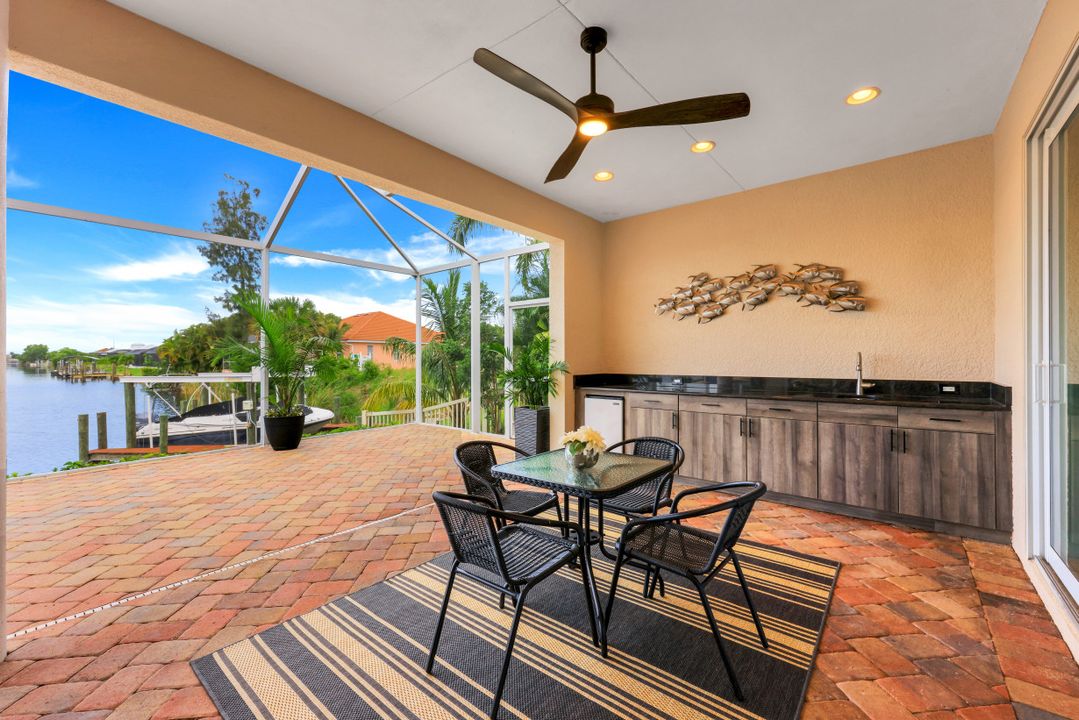 3026 SW 17th Pl, Cape Coral, FL 33914