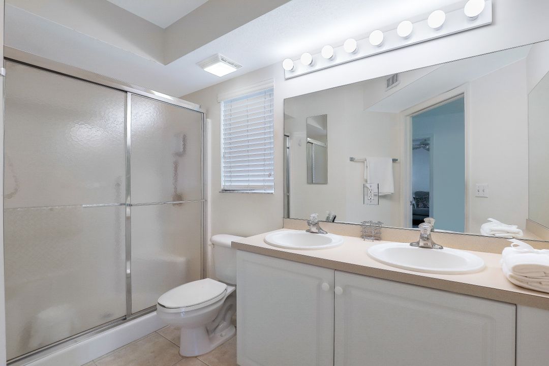 4910 Cougar Ct N #1-101, Naples, FL 34109