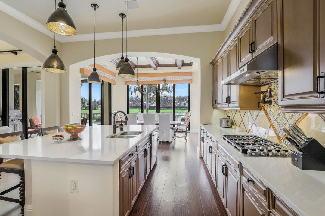 16671 Pistoia Way, Naples, FL 34110