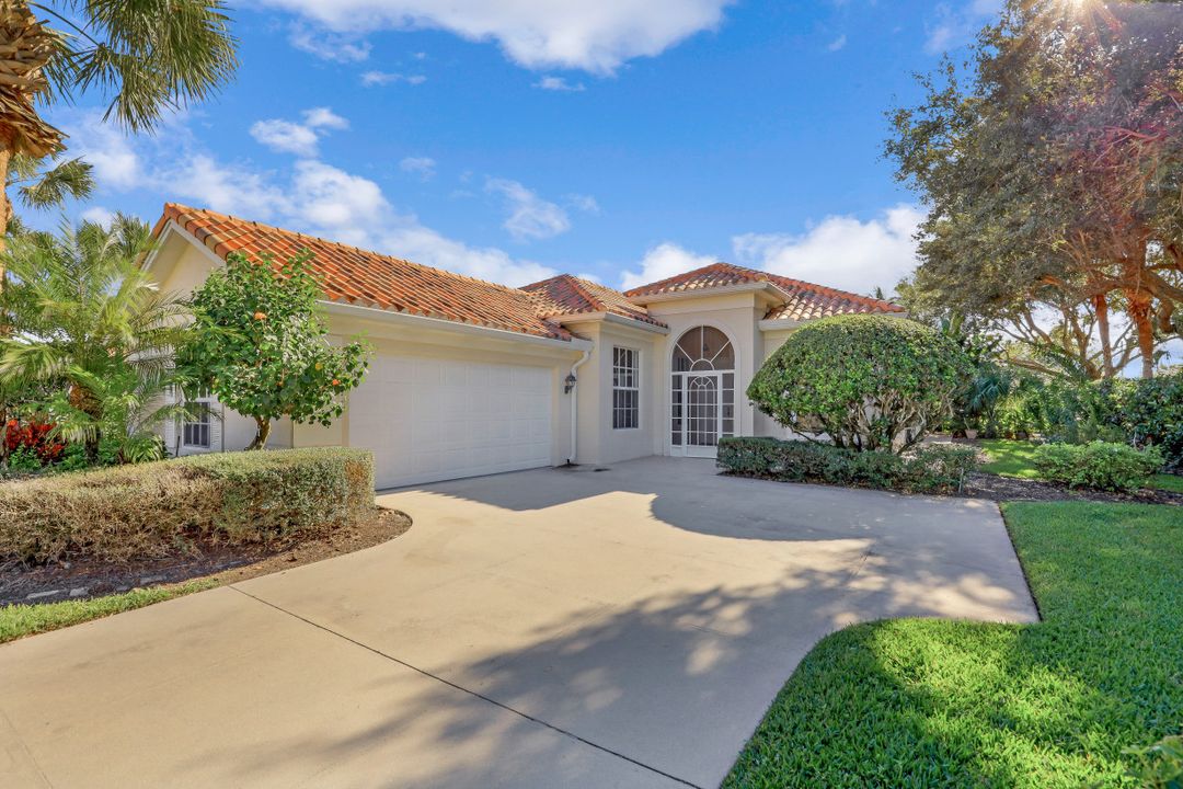 3400 Donoso Ct, Naples, FL 34109