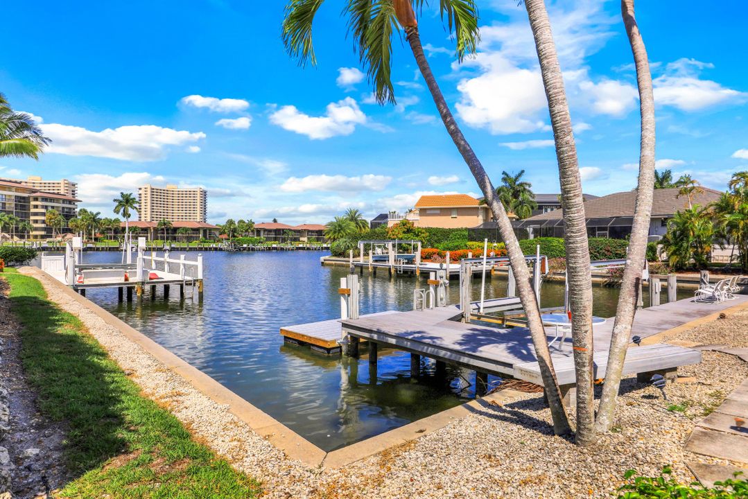 431 Swiss Ct, Marco Island, FL 34145