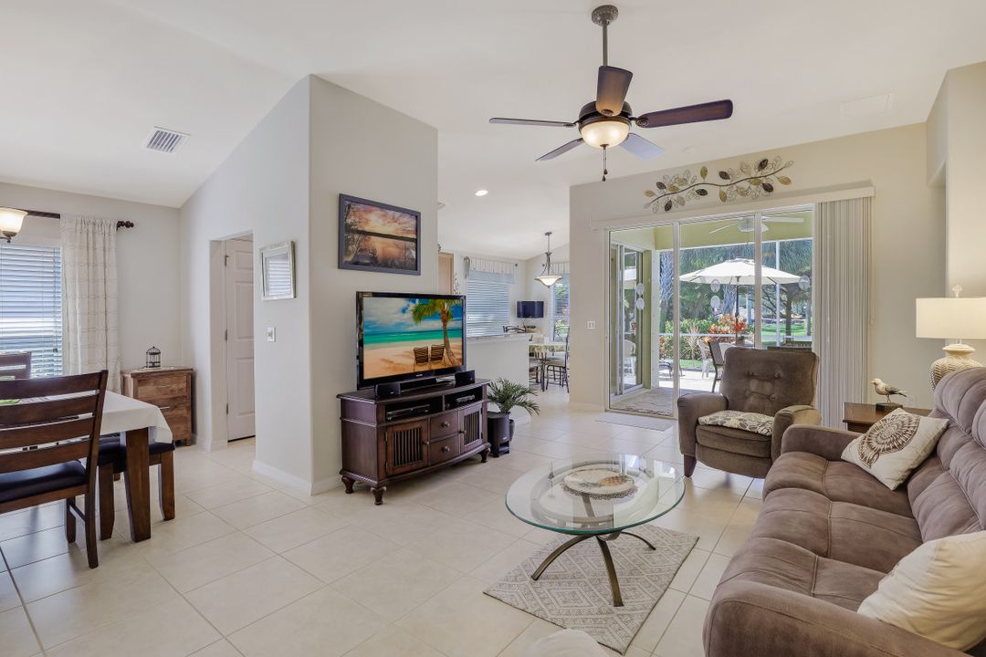 2604 Astwood Ct, Cape Coral, FL 33991