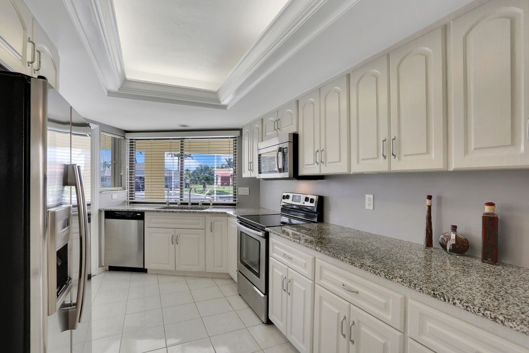 136 SW 38th Terrace, Cape Coral, FL 33914