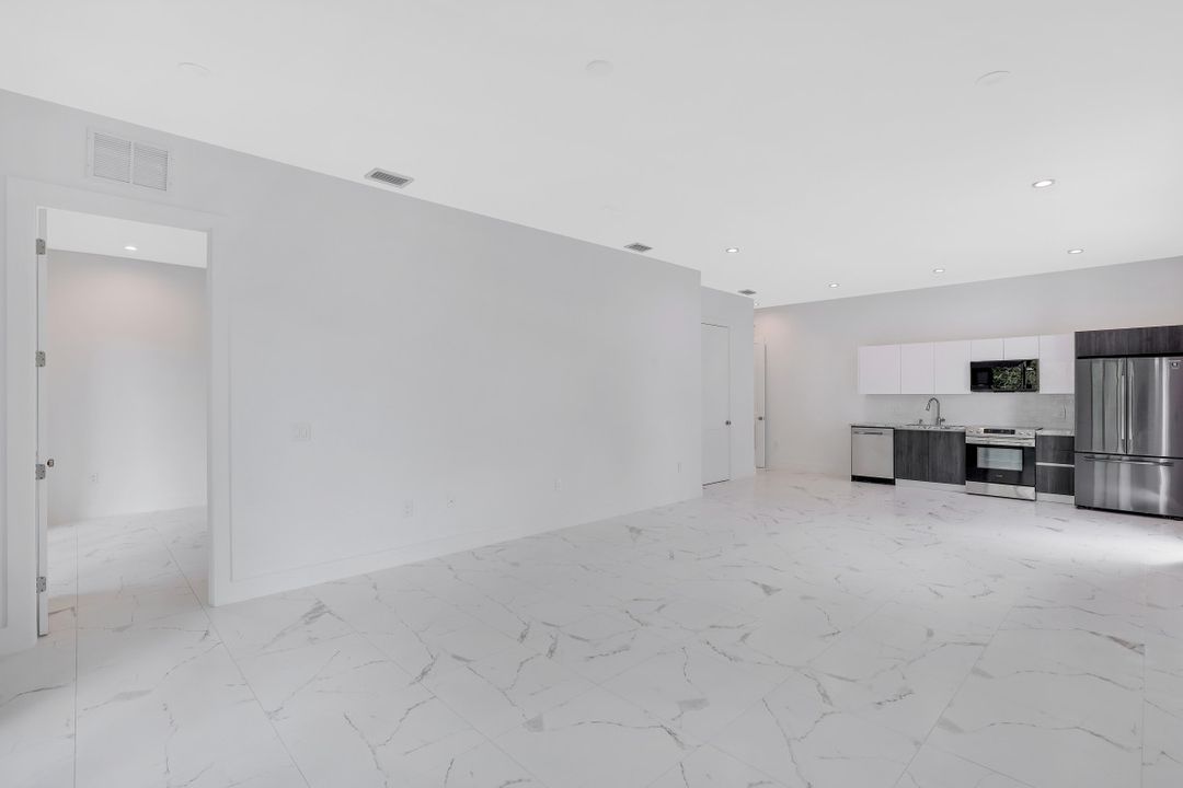 4064 Full Moon Ct, Naples, FL 34112