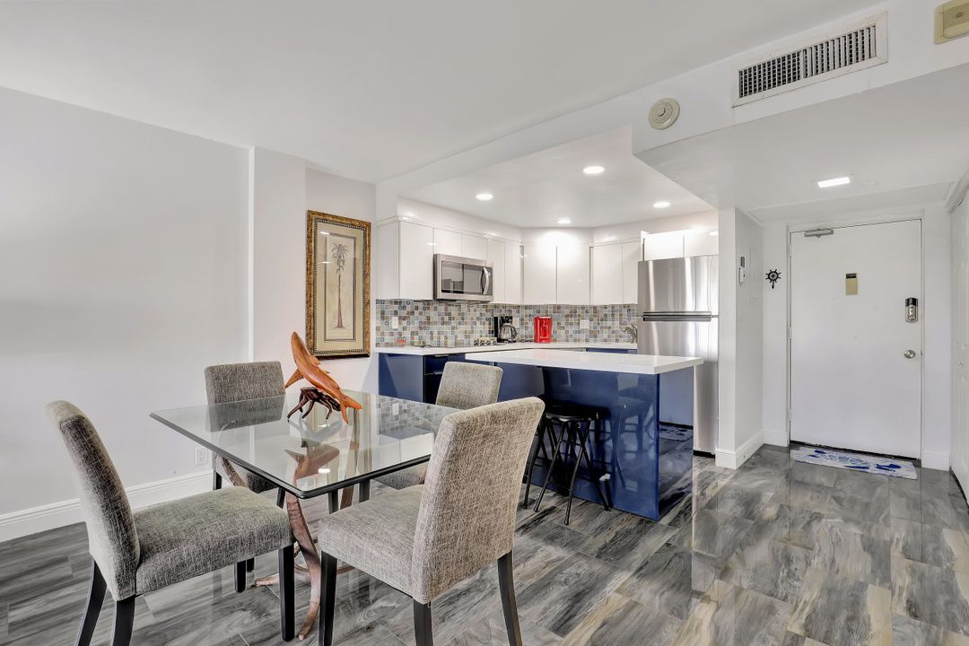 1 Bluebill Ave #703, Naples, FL 34108