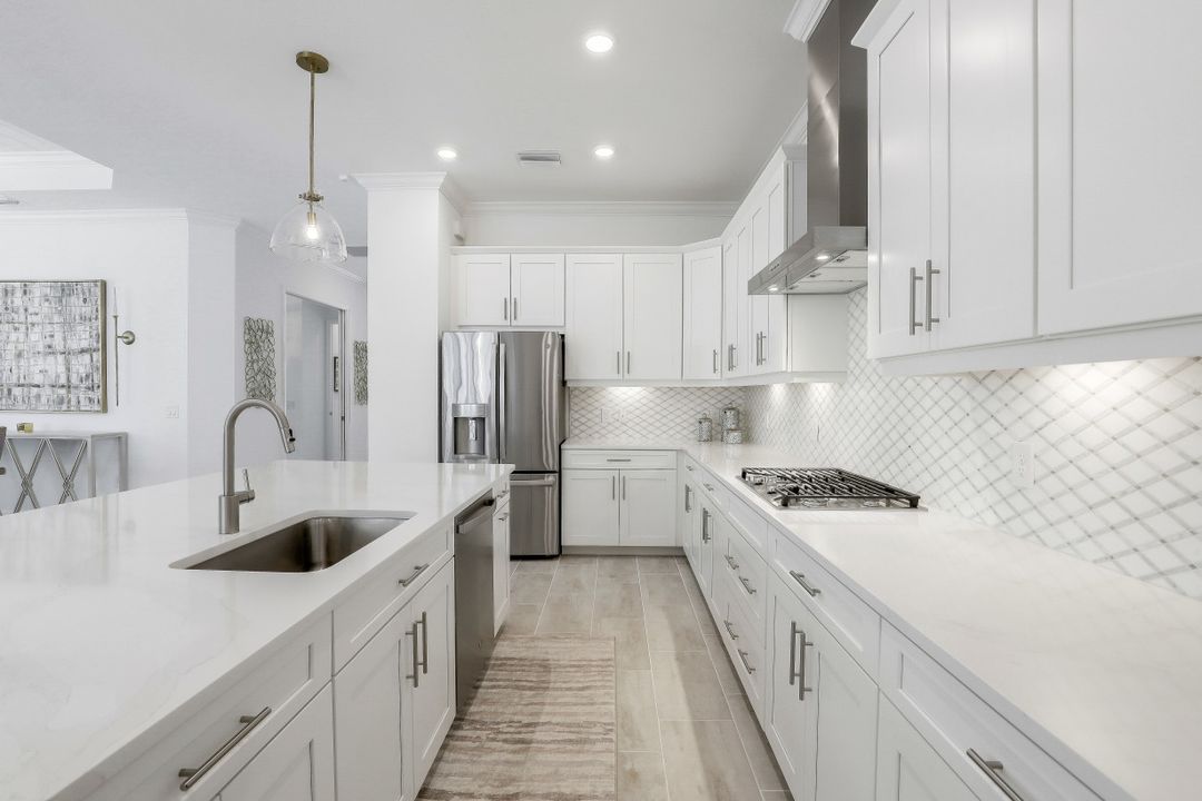 14516 Blue Bay Cir, Fort Myers, FL 33913