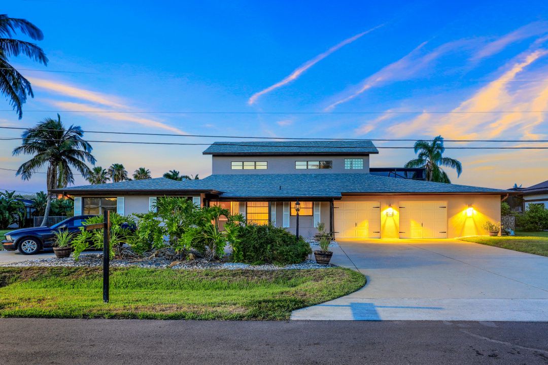 5811 SW 1st Pl, Cape Coral, FL 33914