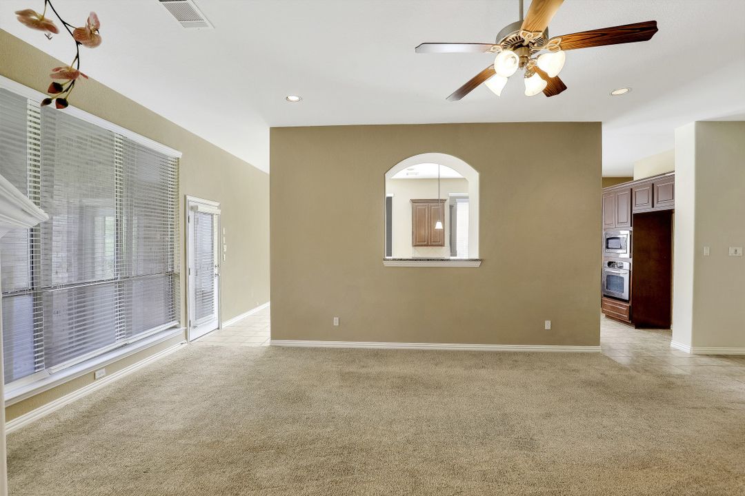 5327 Heath River Ln, Sugar Land, TX 77479