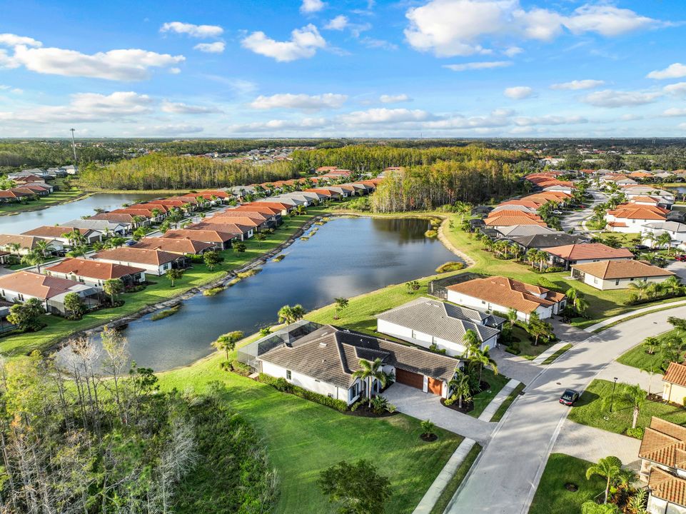 11866 White Stone Dr, Fort Myers, FL 33913