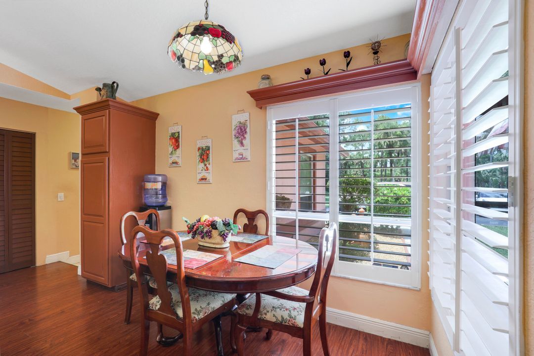 440 37th Ave NE, Naples, FL 34120