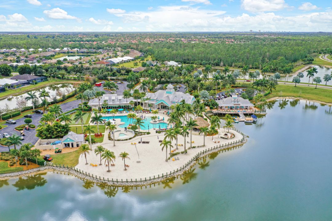 14628 Regatta Ln, Naples, FL 34114