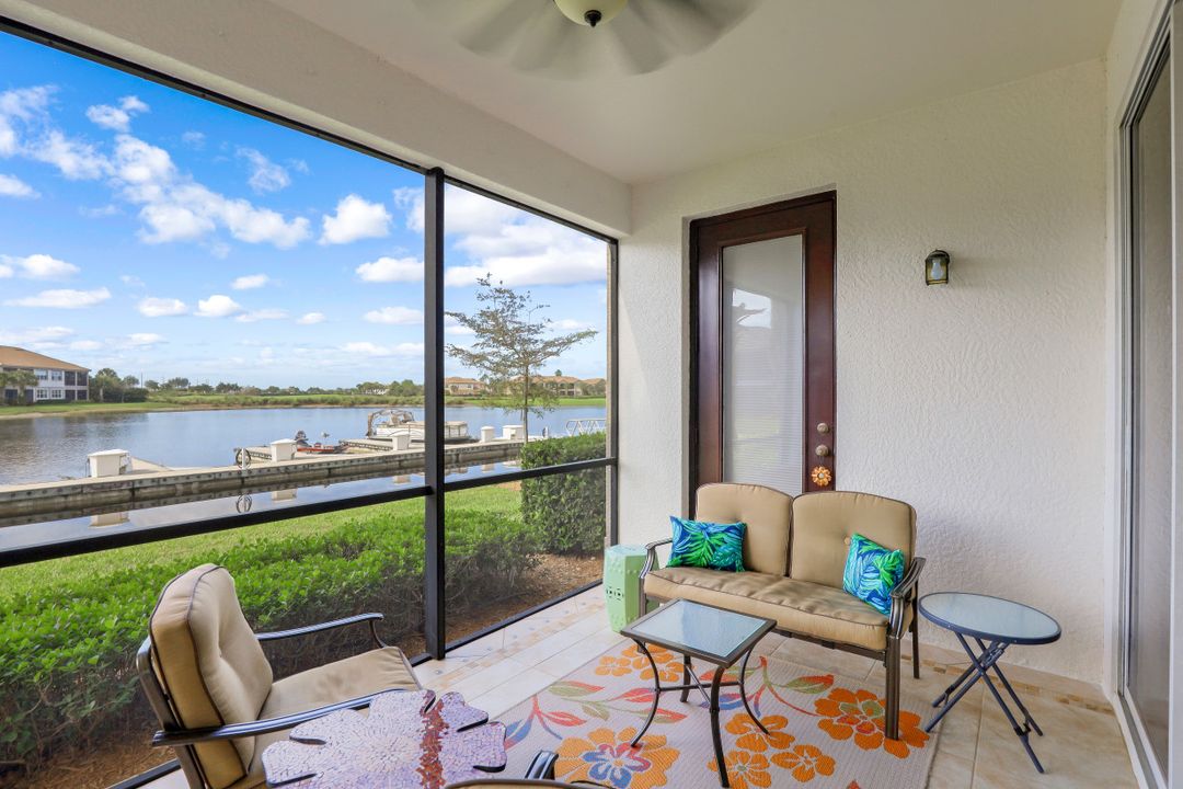 8763 Coastline Ct #101, Naples, FL 34120