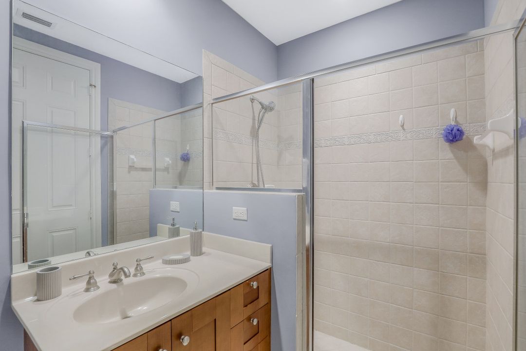 9206 Museo Cir #104, Naples, FL 34114