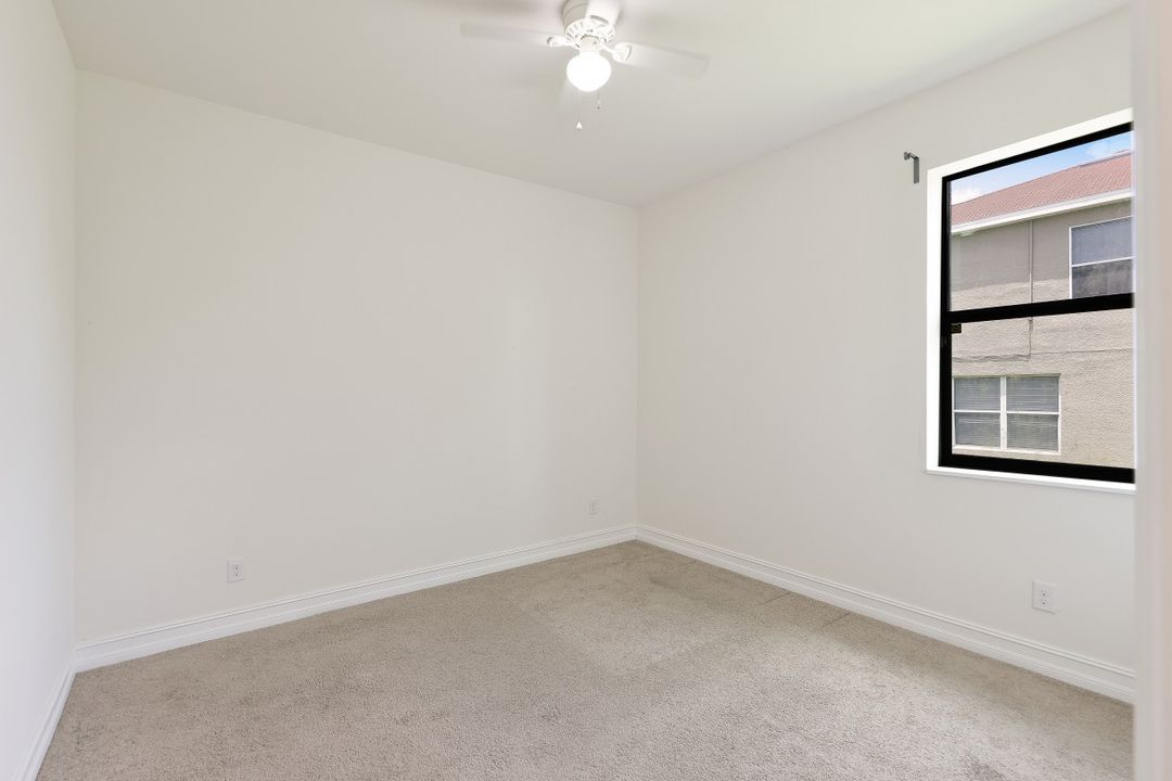 1011 NW 16th Pl, Cape Coral, FL 33993