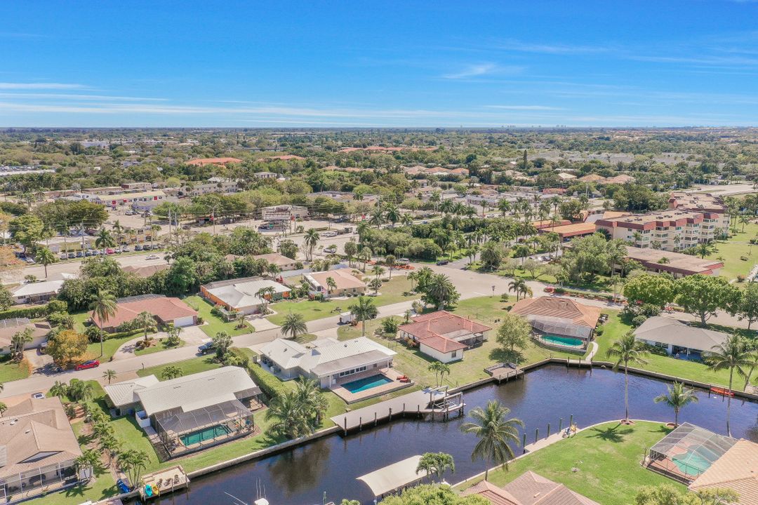 6572 E Town and River Rd, Fort Myers, FL 33919