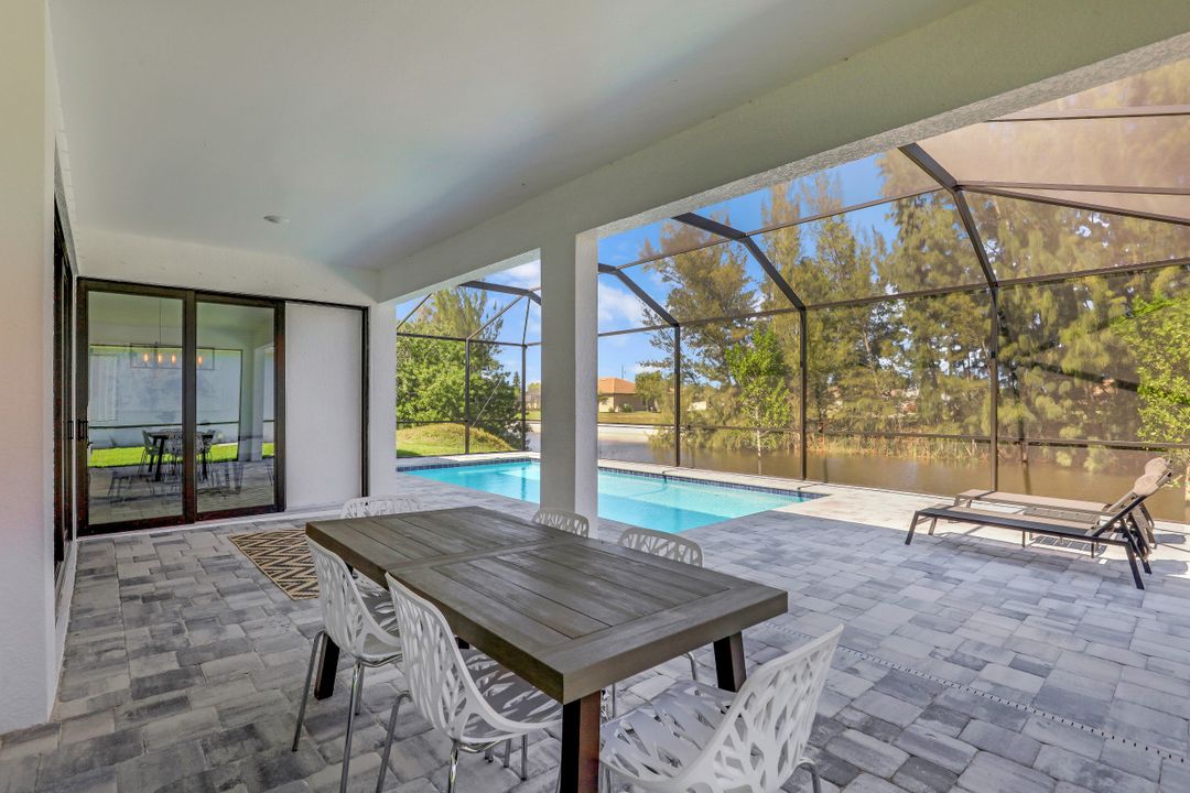 1001 SW 37th St, Cape Coral, FL 33914