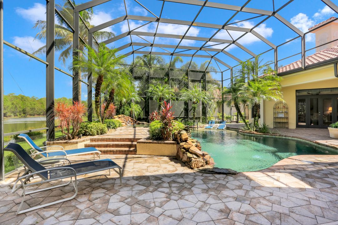 9381 Lakebend Preserve Ct, Estero, FL 34135