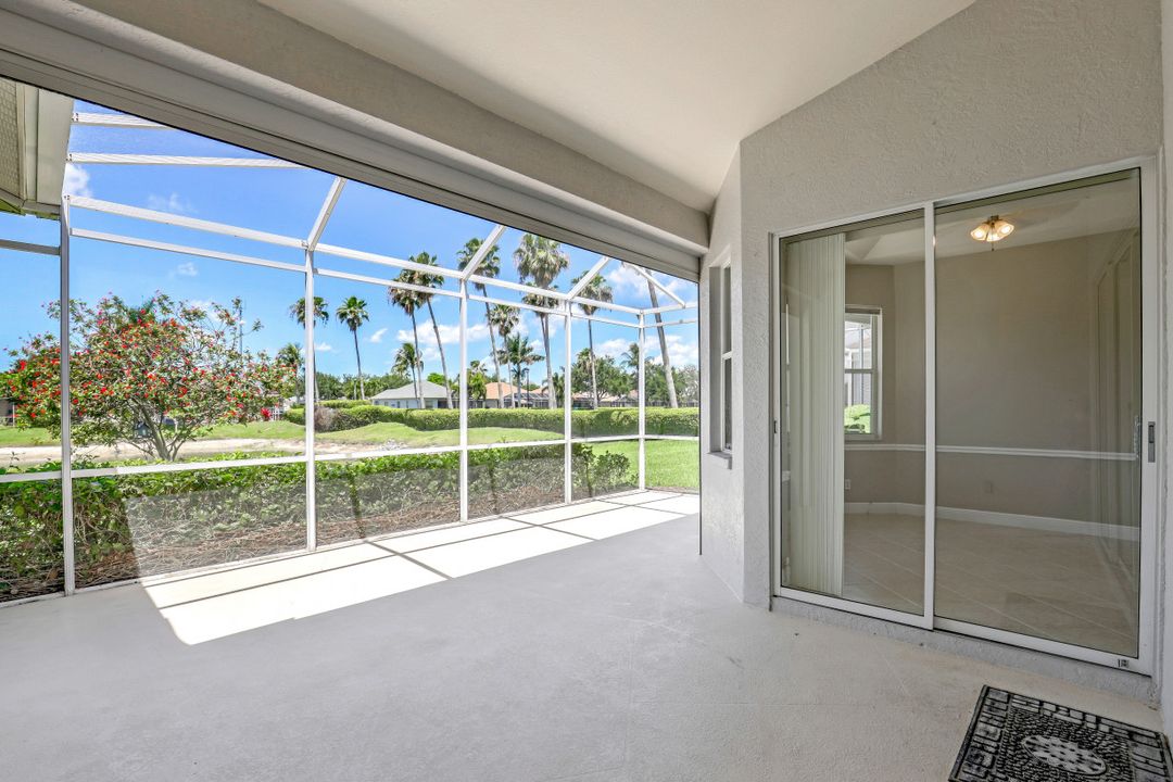 8039 Tauren Ct, Naples, FL 34119