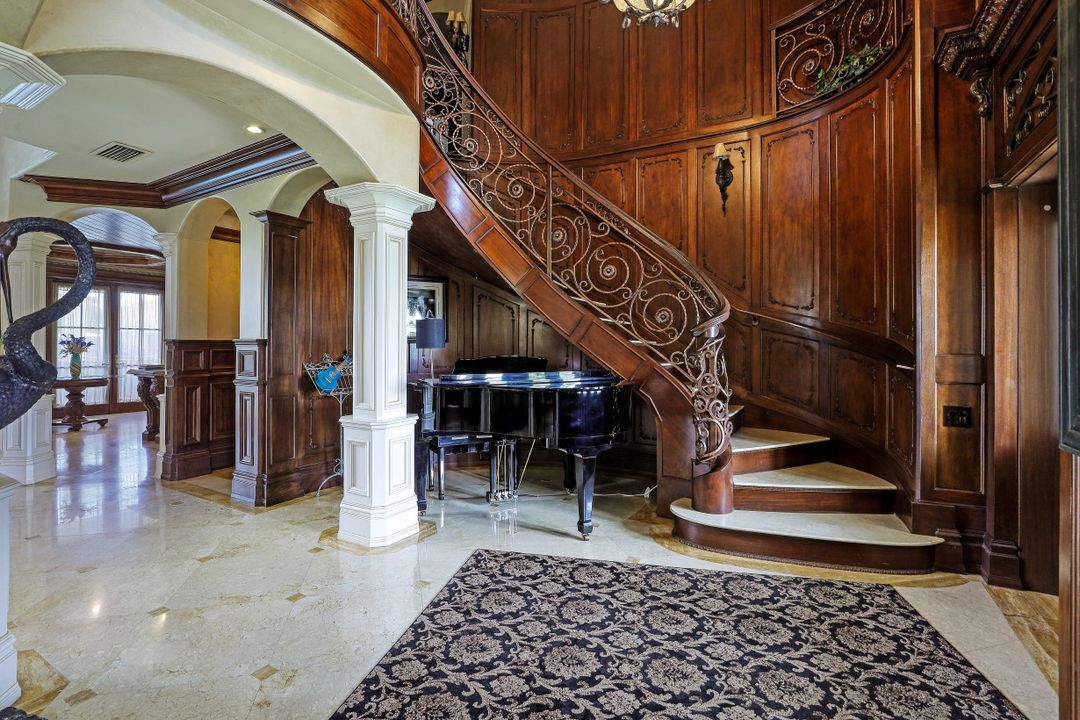 737 Plantation Ct, Marco Island, FL 34145