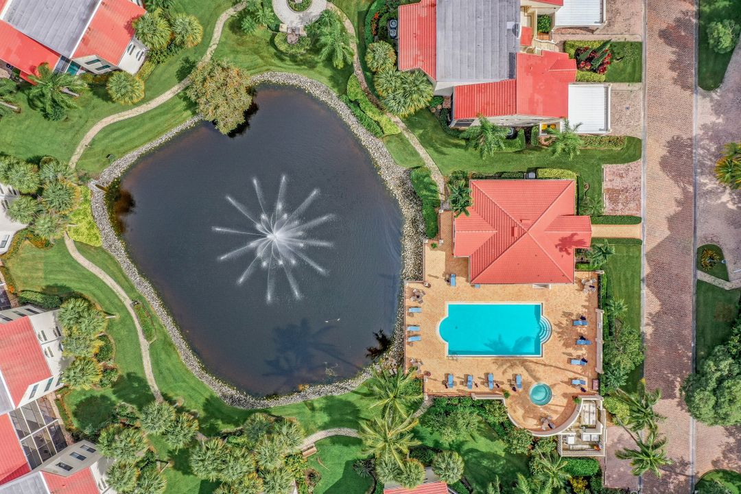 6525 Valen Way #202, Naples, FL 34108