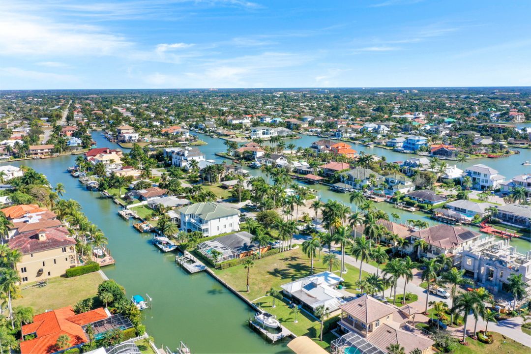 141 Channel Dr, Naples, FL 34108
