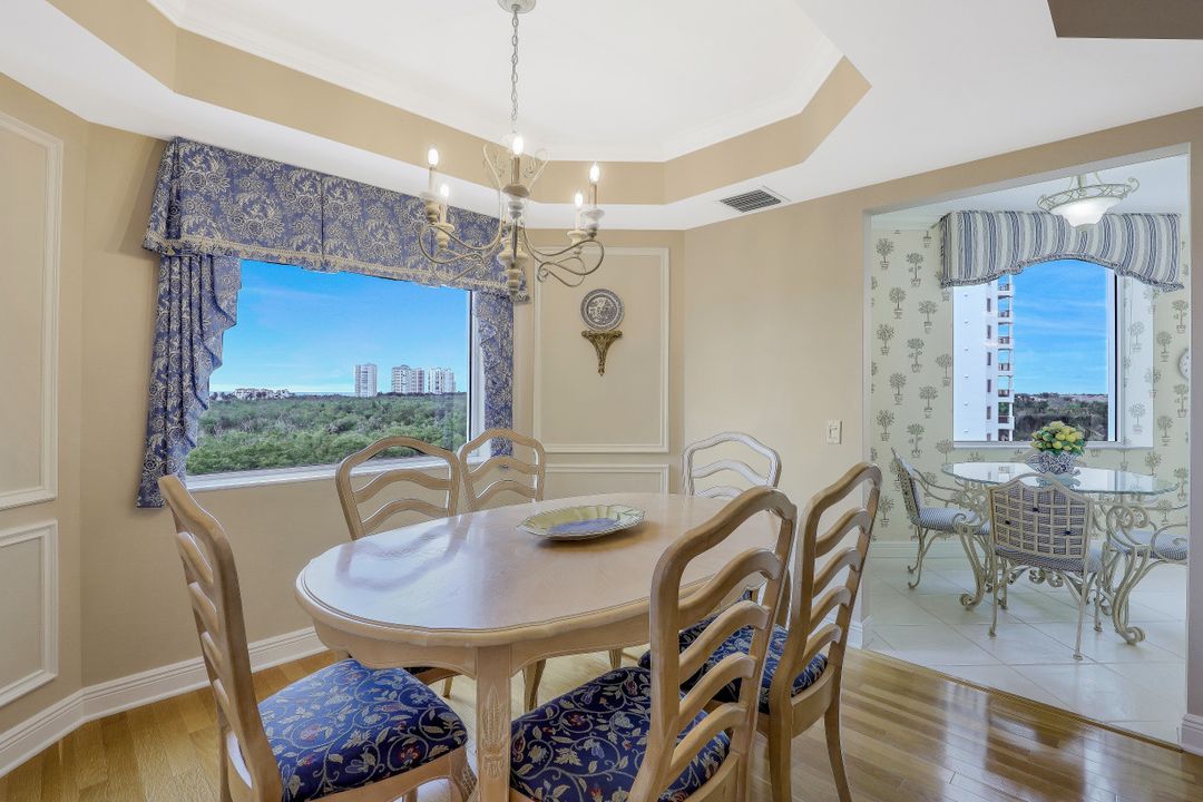 7225 Pelican Bay Blvd #605, Naples, FL 34108