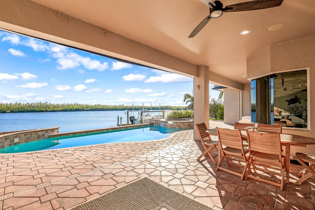 4234 NW 10th St, Cape Coral, FL 33993