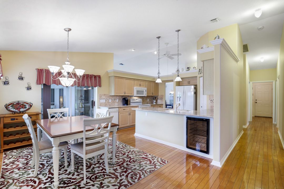 7563 Woodland Bend Cir, Fort Myers, FL 33912