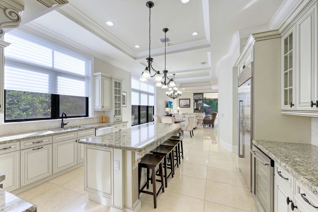 2351 Traditions Ct, Naples, FL 34105