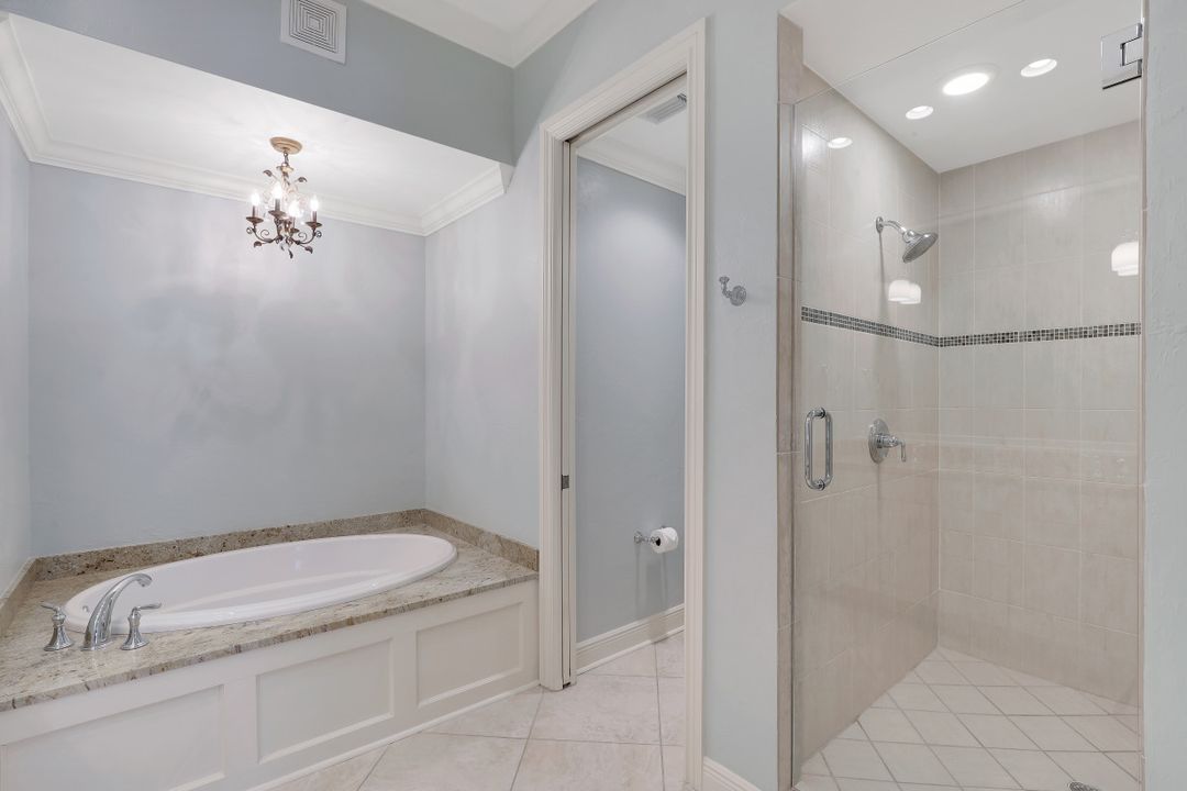 2362 Terra Verde Ln, Naples, FL 34105