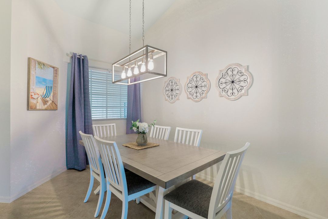 8175 Celeste Dr #1229, Naples, FL 34113