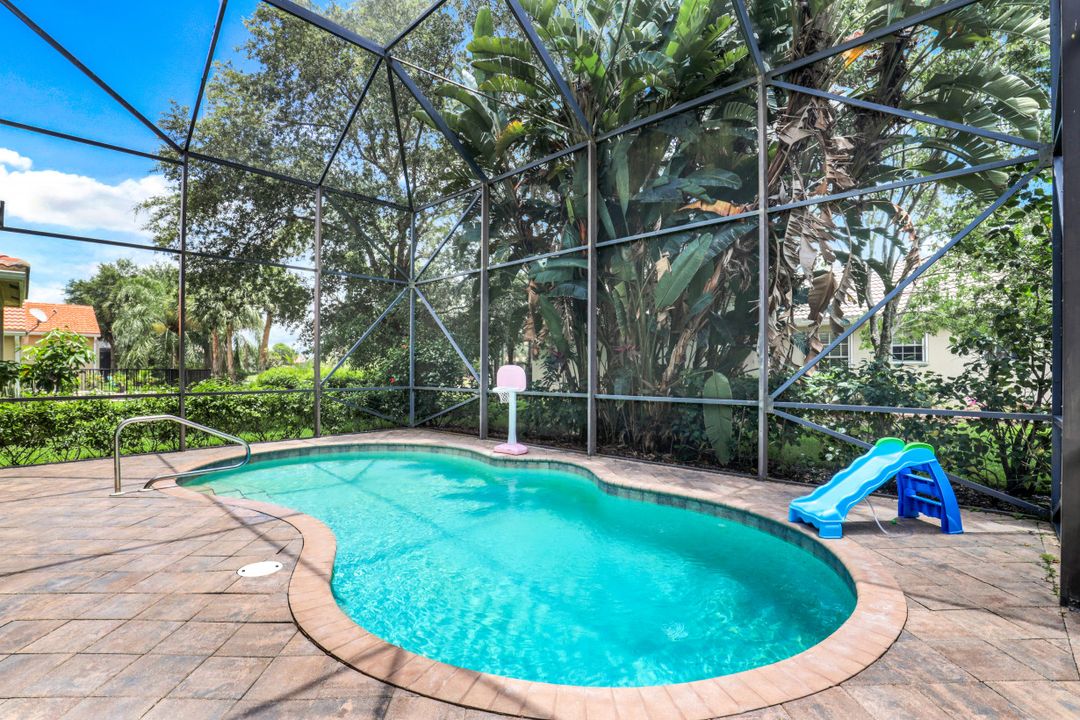 1794 Ribbon Fan Ln, Naples, FL 34119