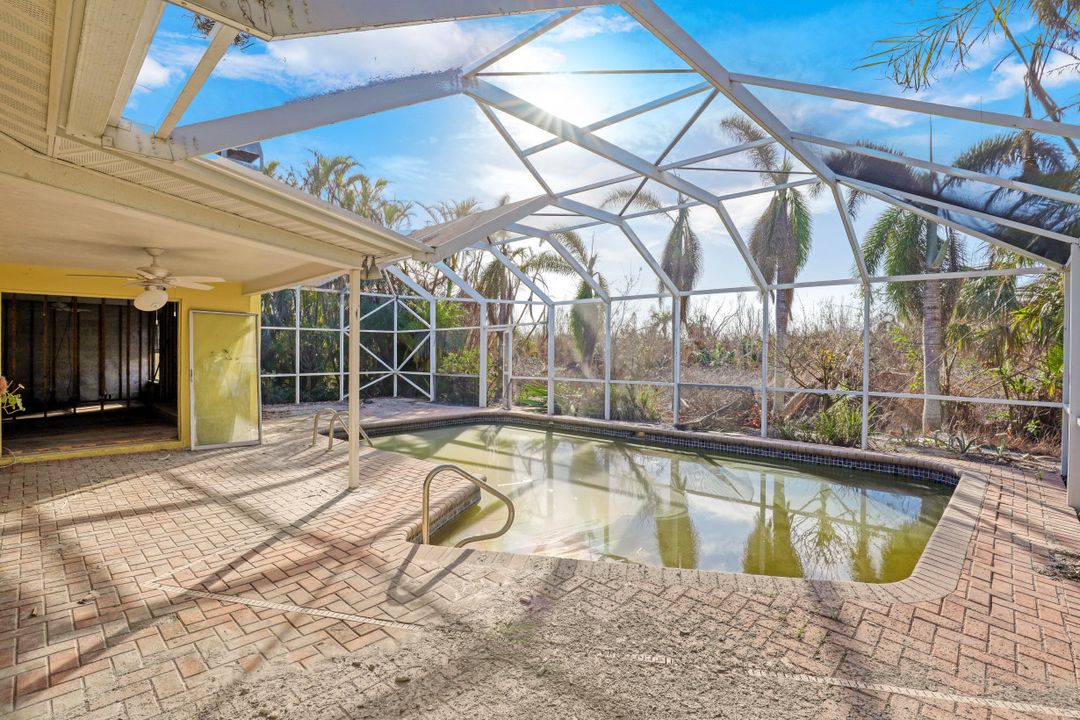 1044 Sand Castle Rd, Sanibel, FL 33957