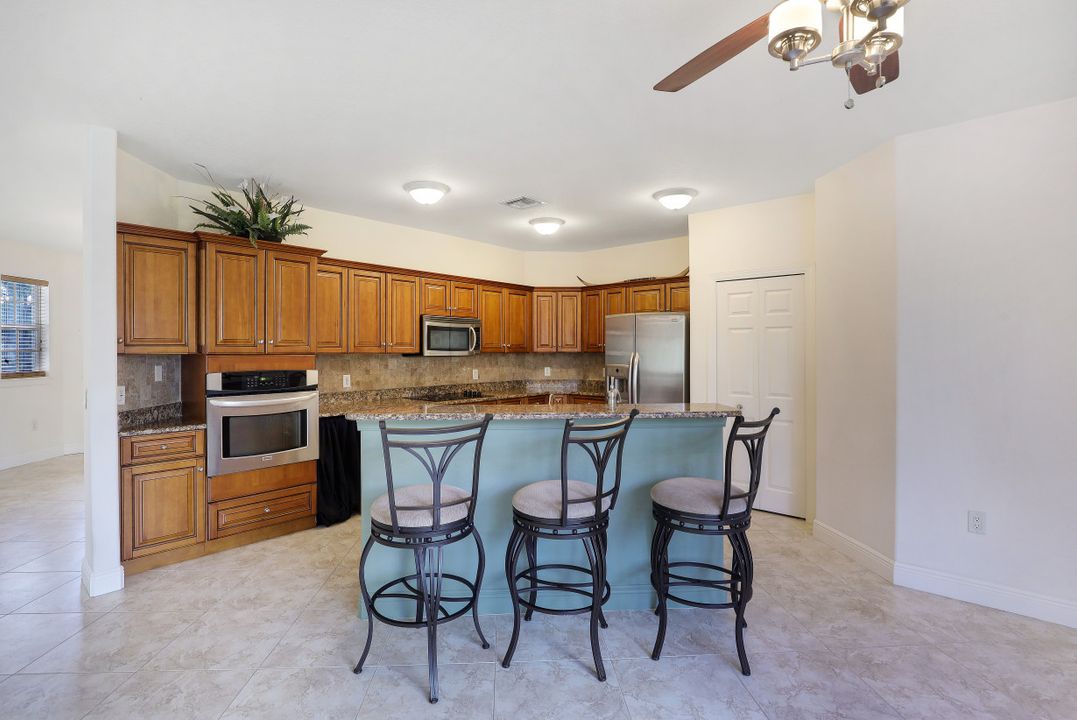 1491 20th Ave NE, Naples, FL 34120