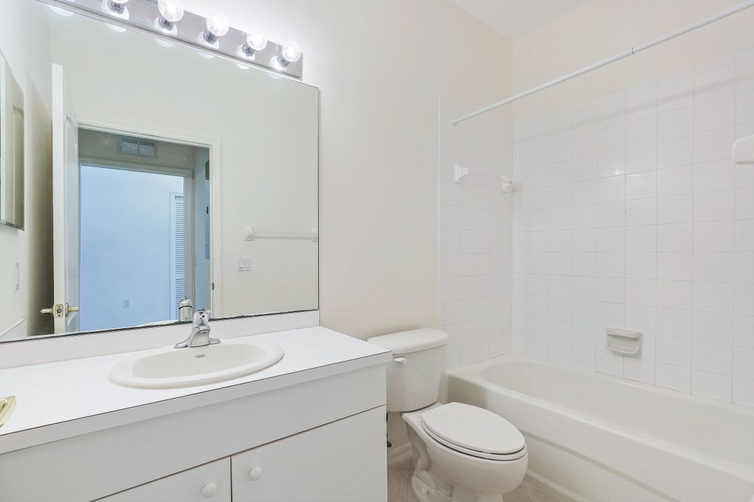 2750 Cypress Trace Cir  #2631, Naples, FL 34119