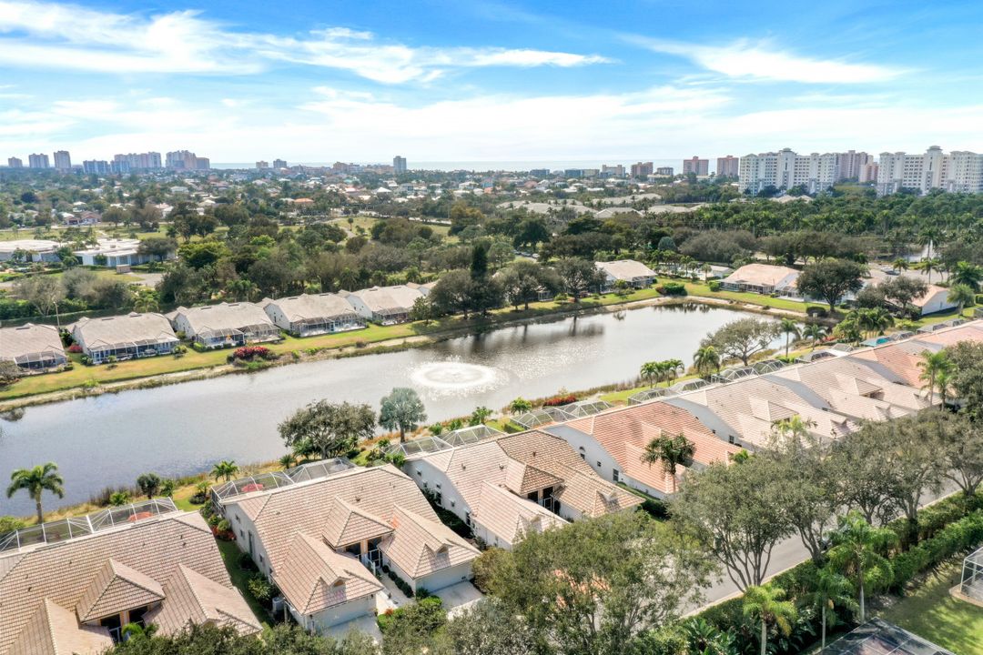 554 Captn Kate Ct, Naples, FL 34110